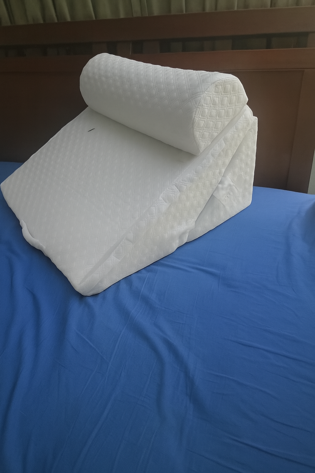 how to clean a wedge pillow